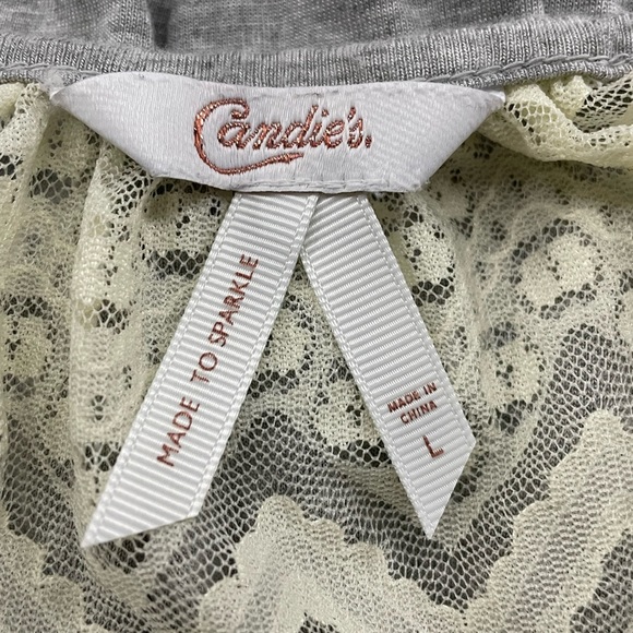 T-shirt from Candie’s, light grey and cream colored. - Picture 5 of 5